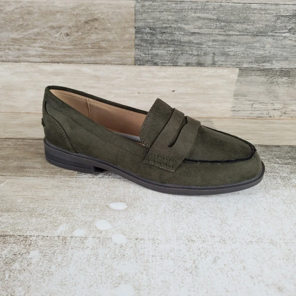 Journee Brooks Womens Penny Loafers Shoes Sz 6.5 W Olive Green Suede Slip On
